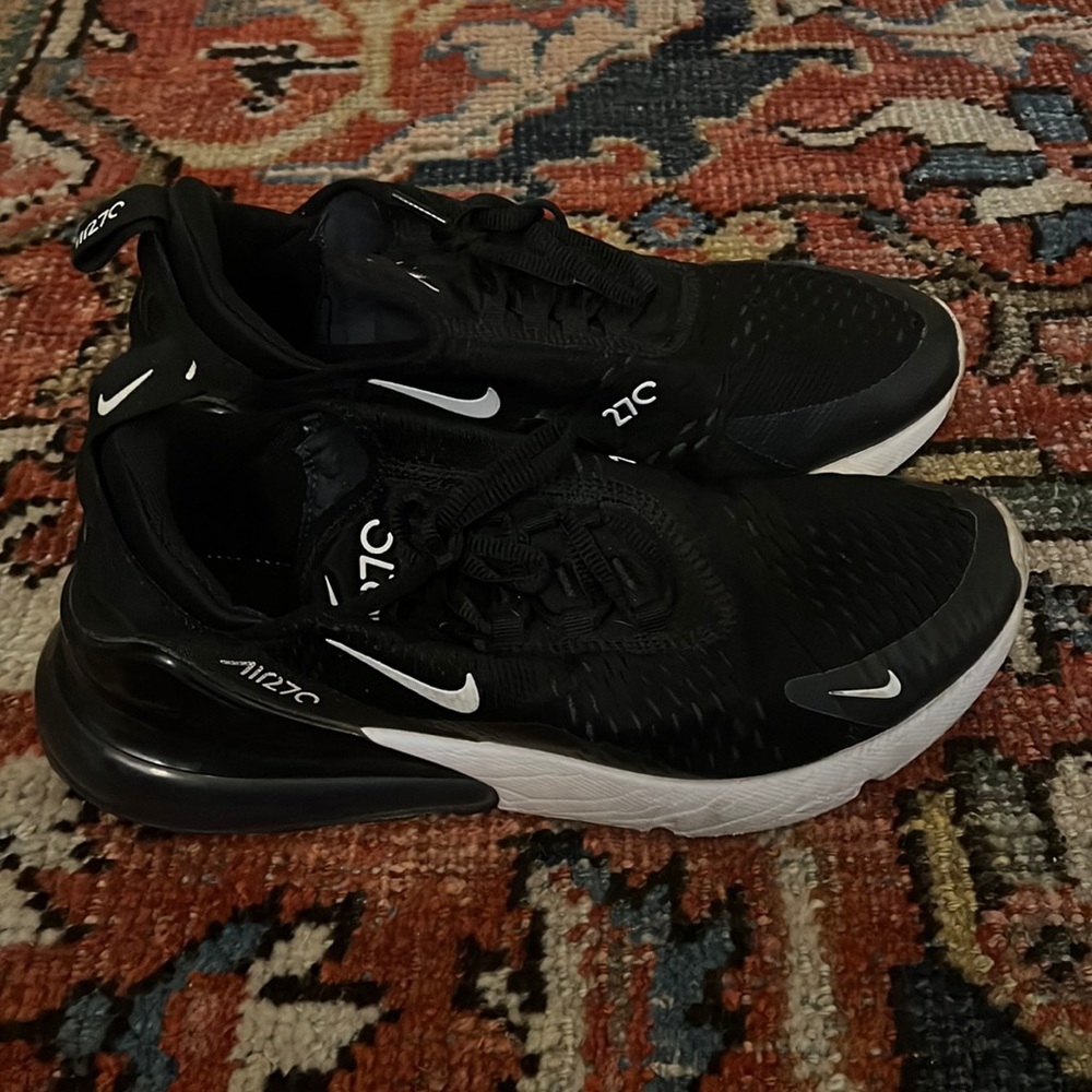 Nike Air Max 270